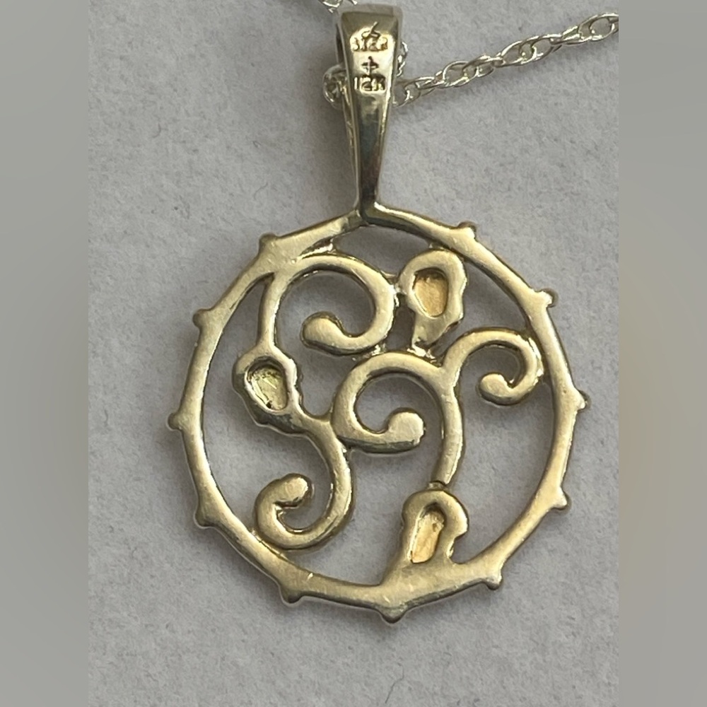 12k Tricolor Leaf Pendant and Sterling 925 Necklace - Picture 9 of 9